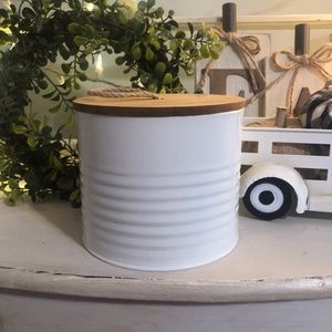 White tin can Round with Wood lid. 
5” tall
6” diameter